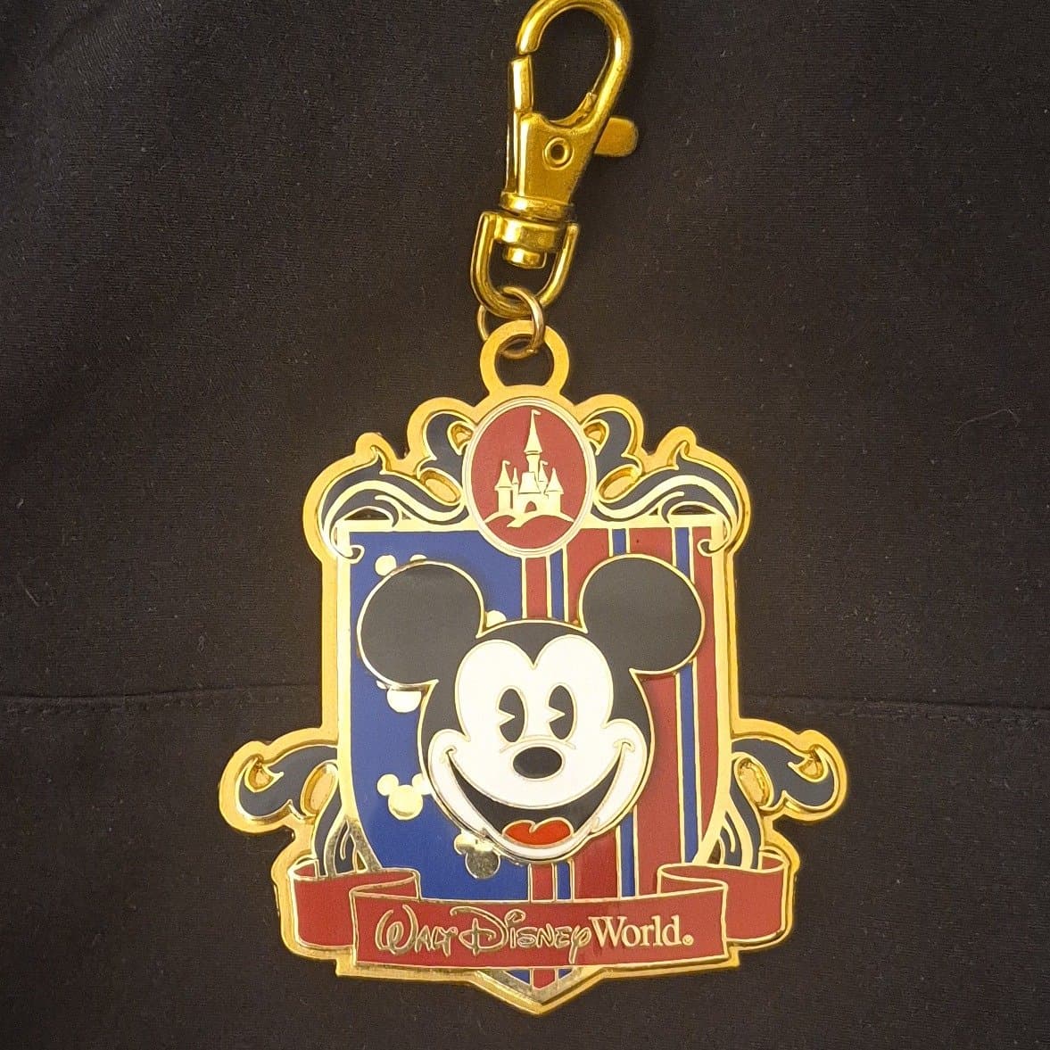 Mickey Mouse - Walt Disney World Crest - 1971