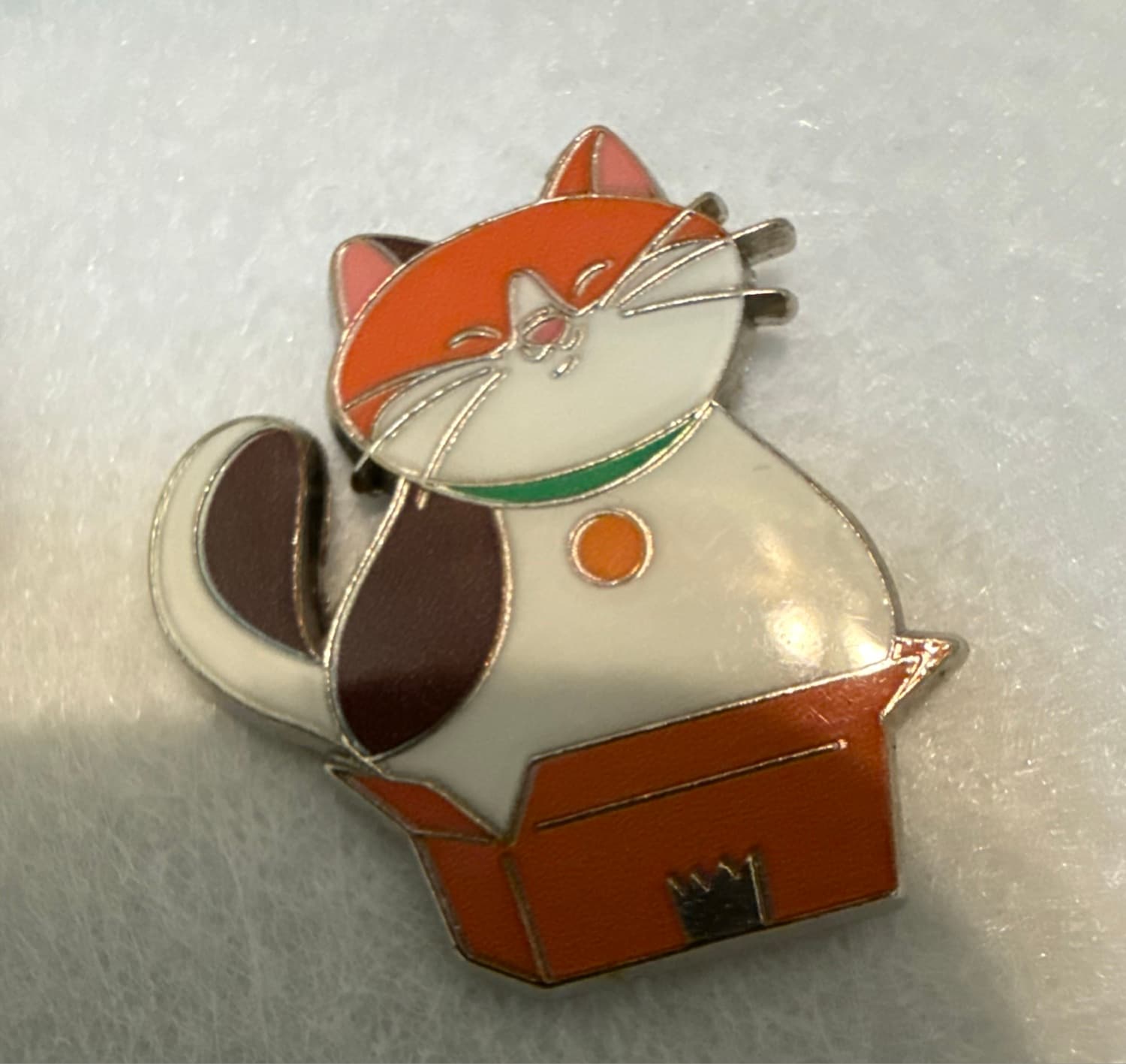 Big Hero 6 Cat Mochi In Box Pin
