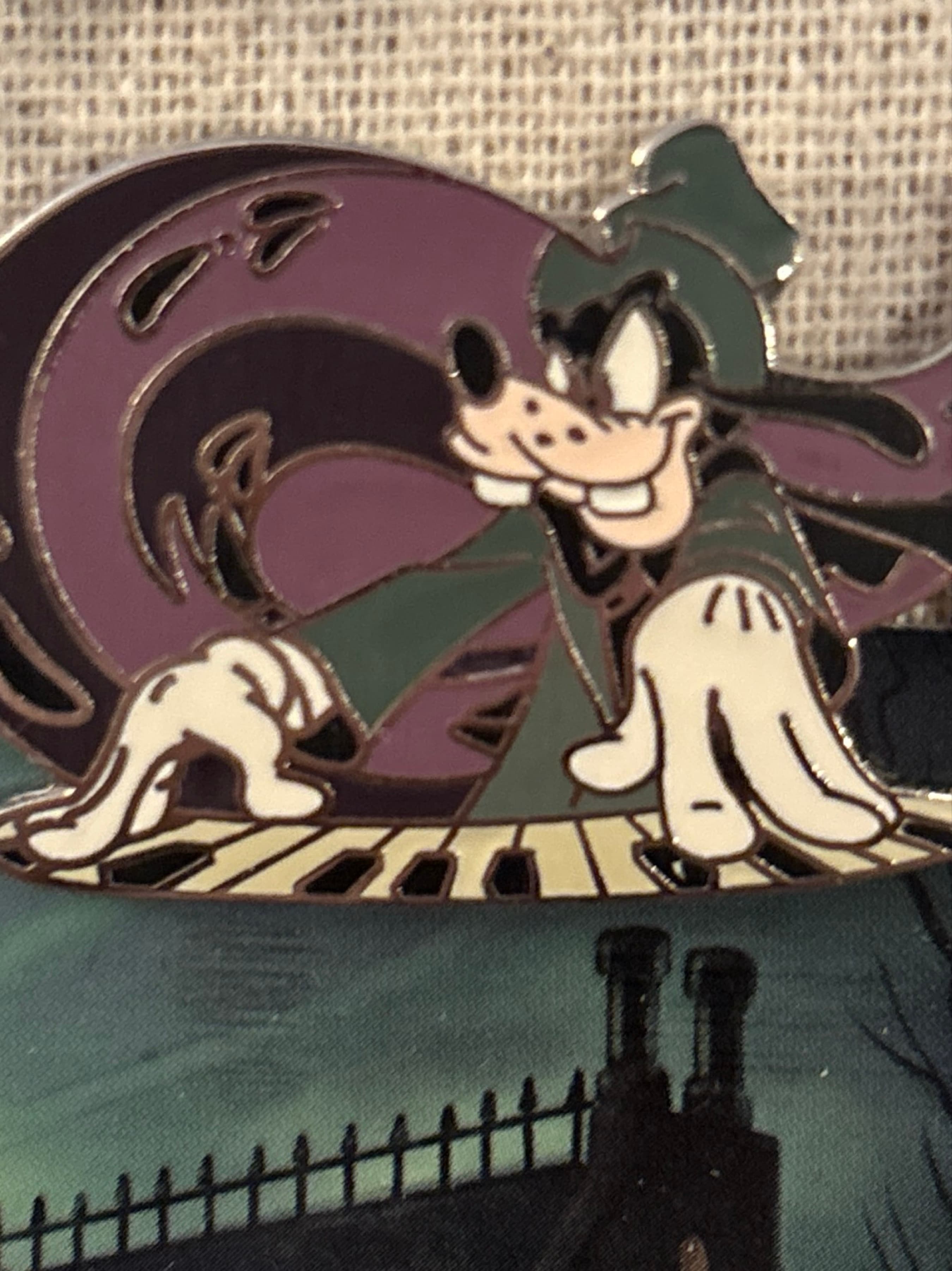 Coffin Characters Mystery Collection - Goofy as the Organist - The Haunted Mansion