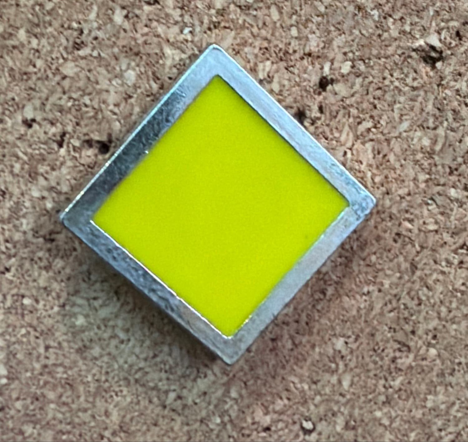 Plain badge pin-Pokemon front