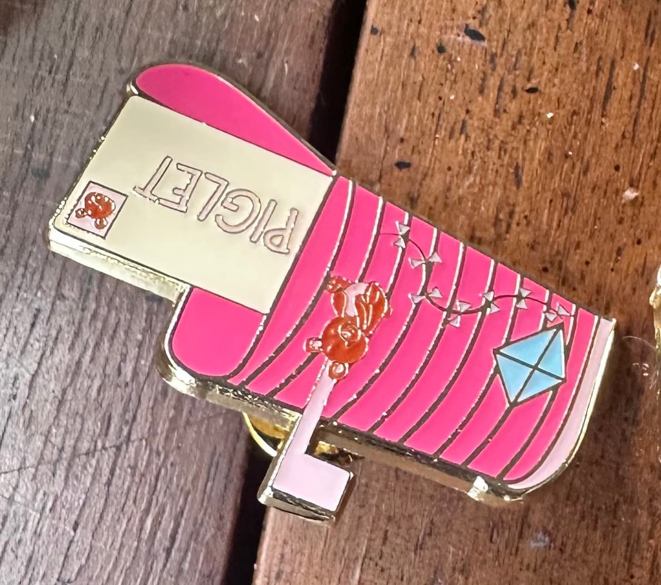 Disney Loungefly Winnie the Pooh Mailbox Pin - Piglet