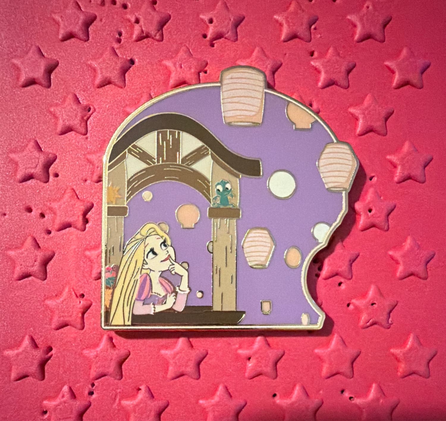 Rapunzel and Pascal Watching Lanterns Puzzle Pin front