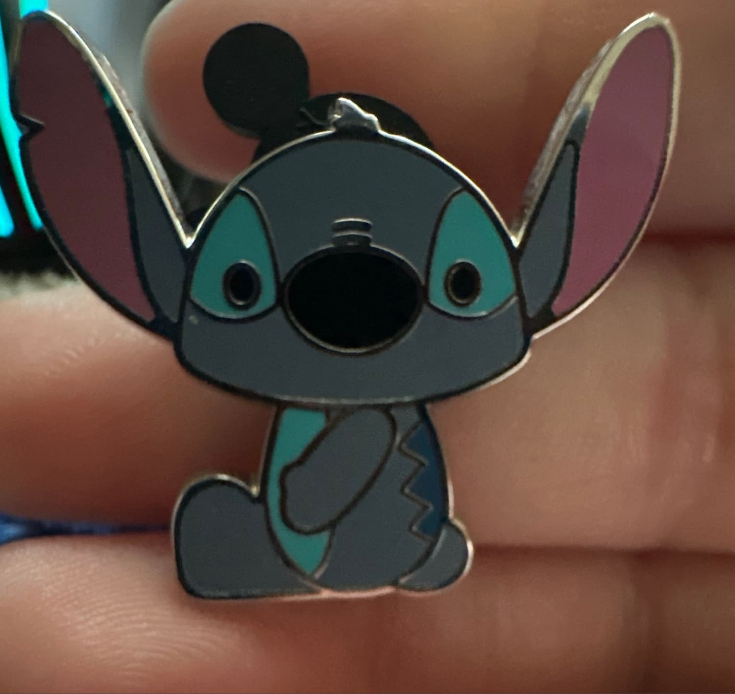 Stitch - Cutie Characters Mini Pin front