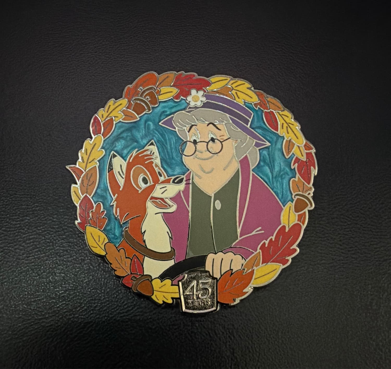 The Fox and the Hound 45th Anniversary Tod & Widow Tweed Pin front
