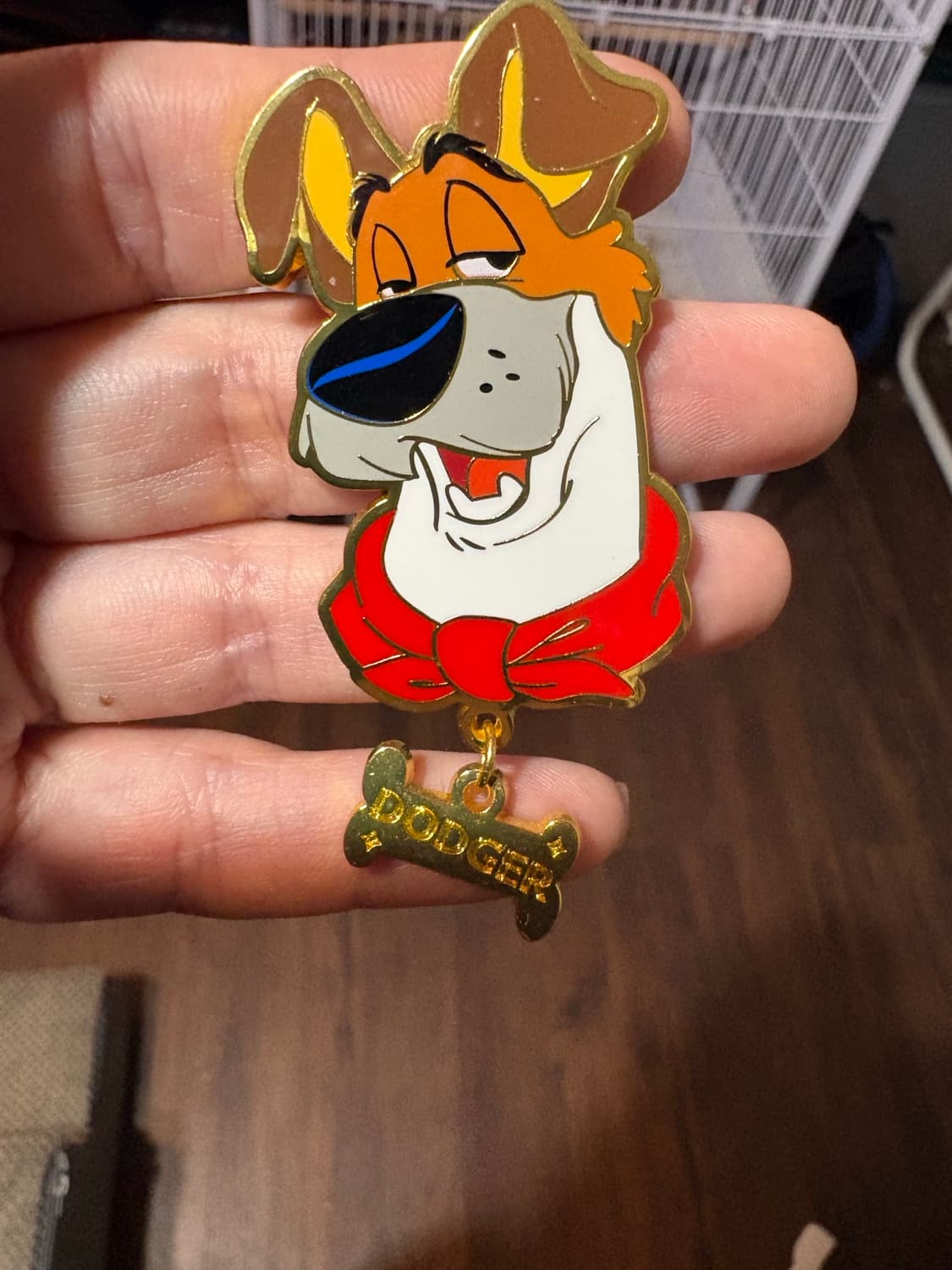 Dodger - Disney Cats & Dogs Dangle Collar Blind Box Enamel Pin