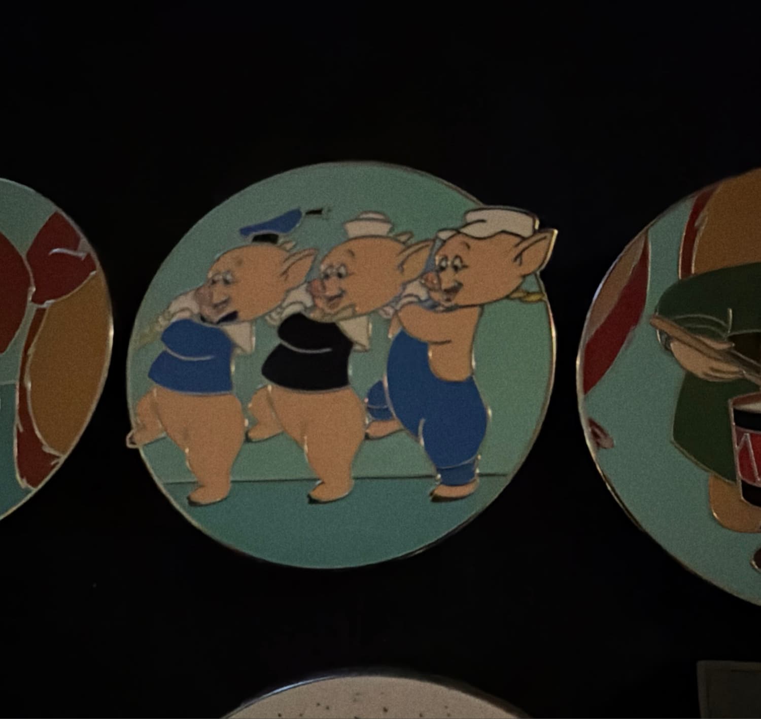 Three Little Pigs - The Mickey Mouse Club Mystery Pin front