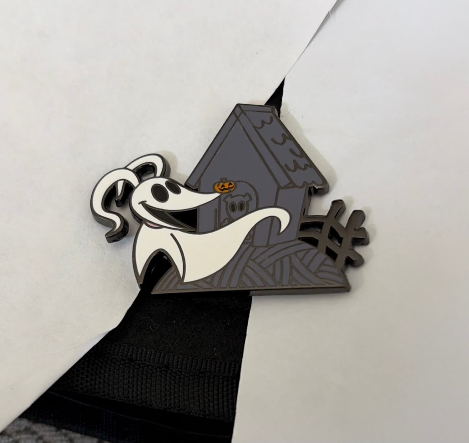 Zero Doghouse Tim Burton's Nightmare Before Christmas Mystery Disney Pin