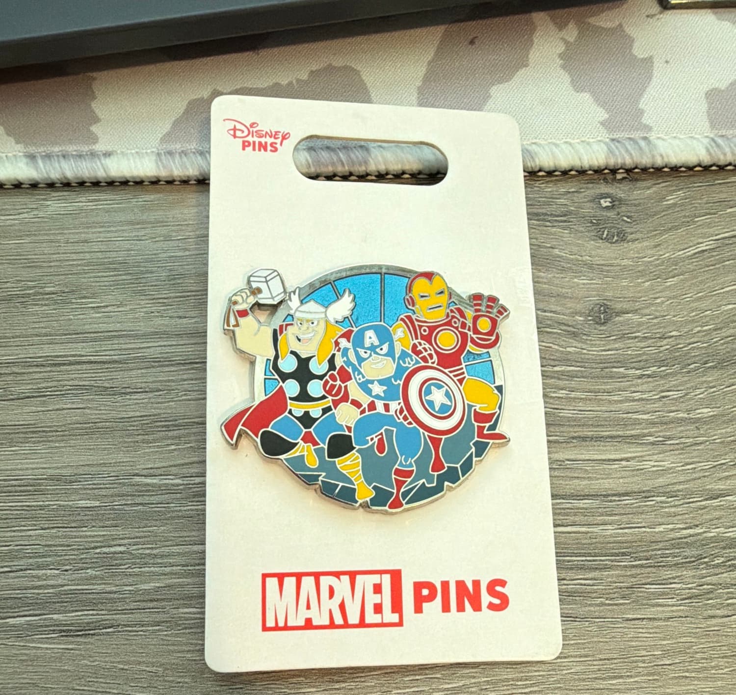 Disney Pin - Marvel Heroes - Iron Man Captain America Thor