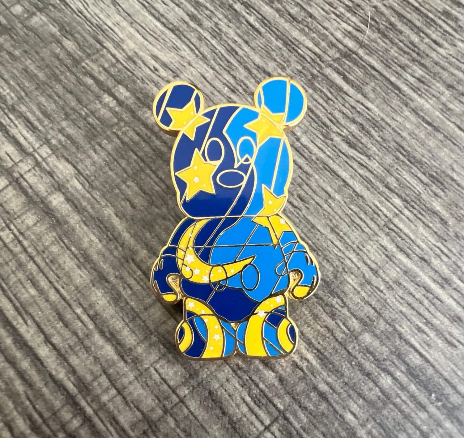 Vinylmation Park #1 Sorcerer Hat Mickey Mouse Pin front