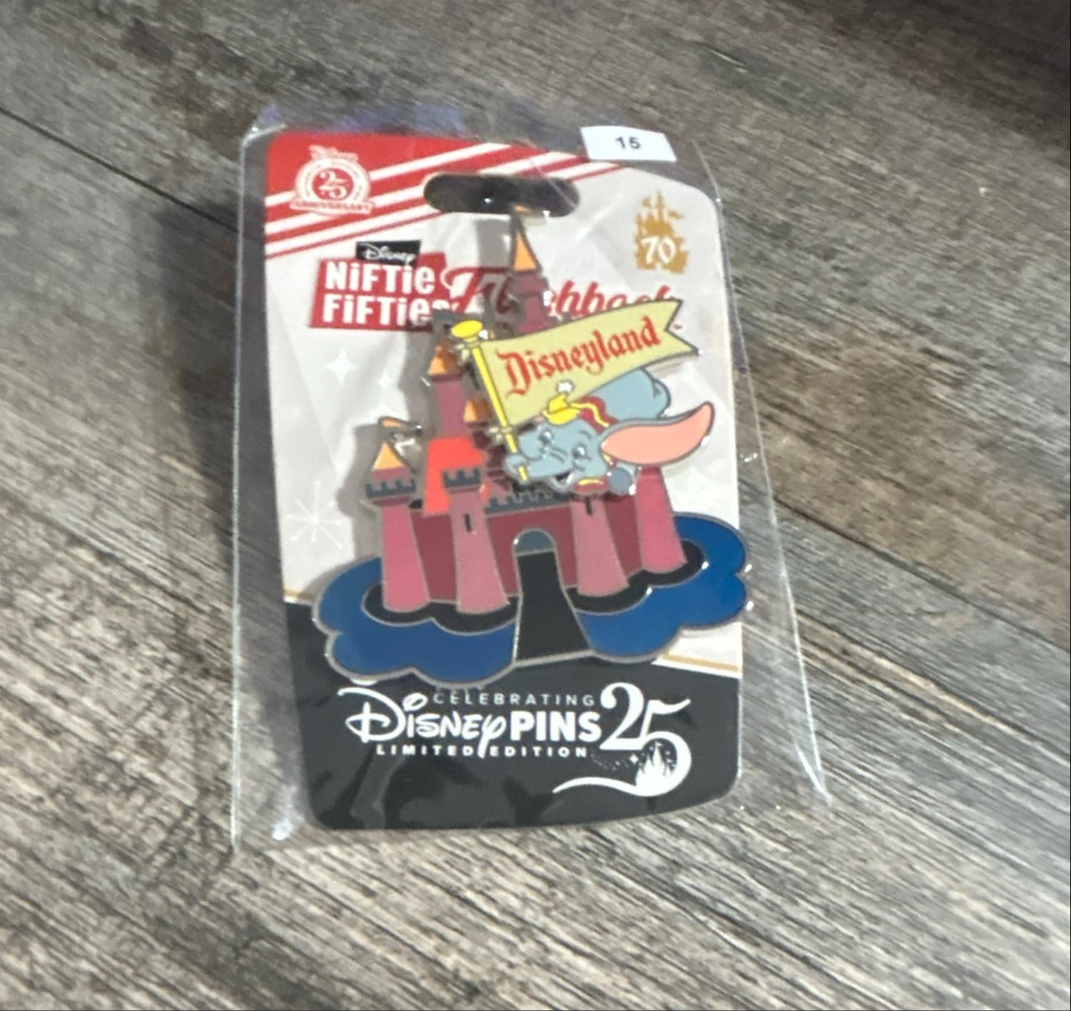 Niftie Fifties Flashback Pin Trading Celebration 2025: Classic Castle Characters - Dumbo