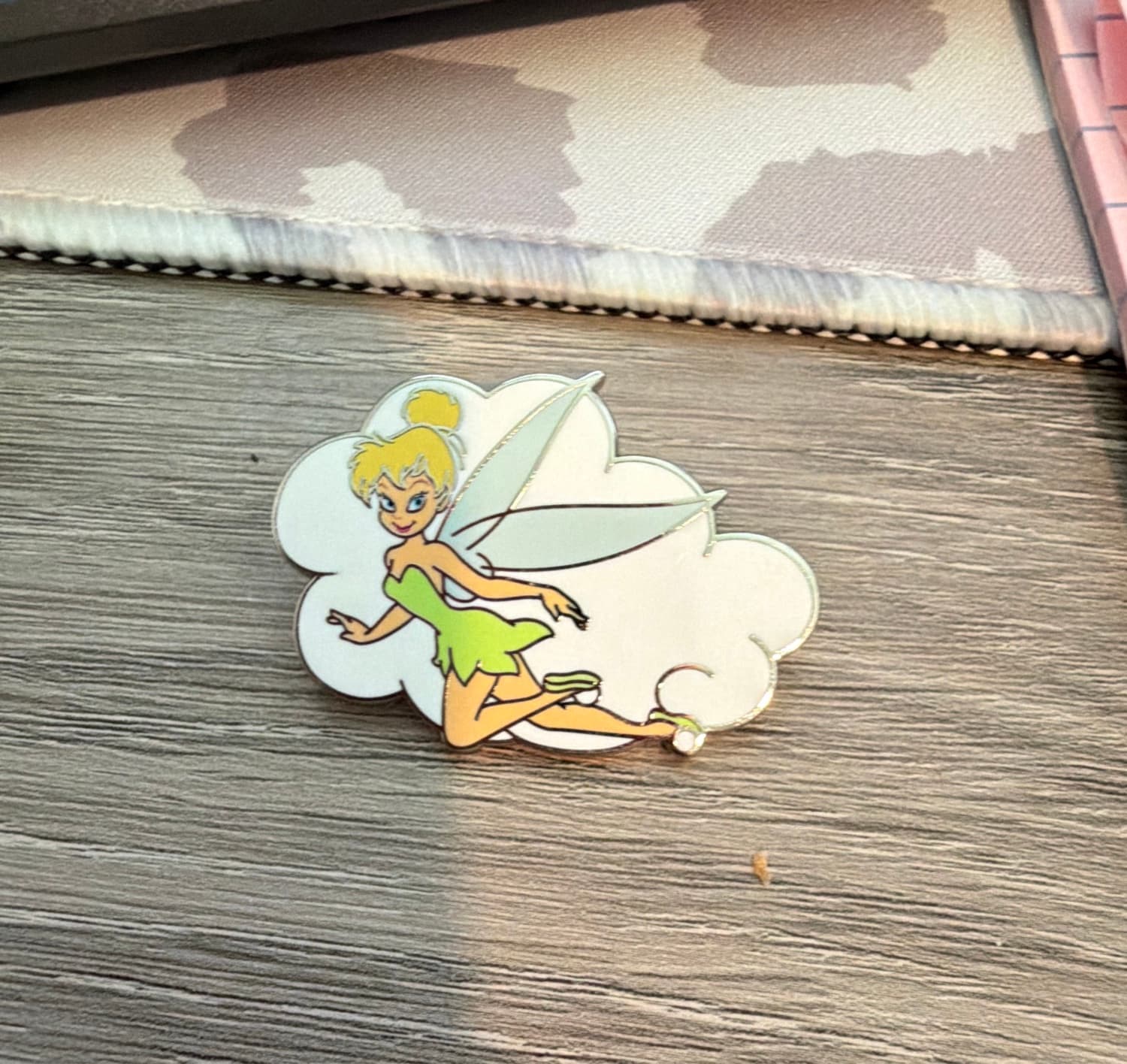 Tinker Bell Fantasy Flight Mystery Pin