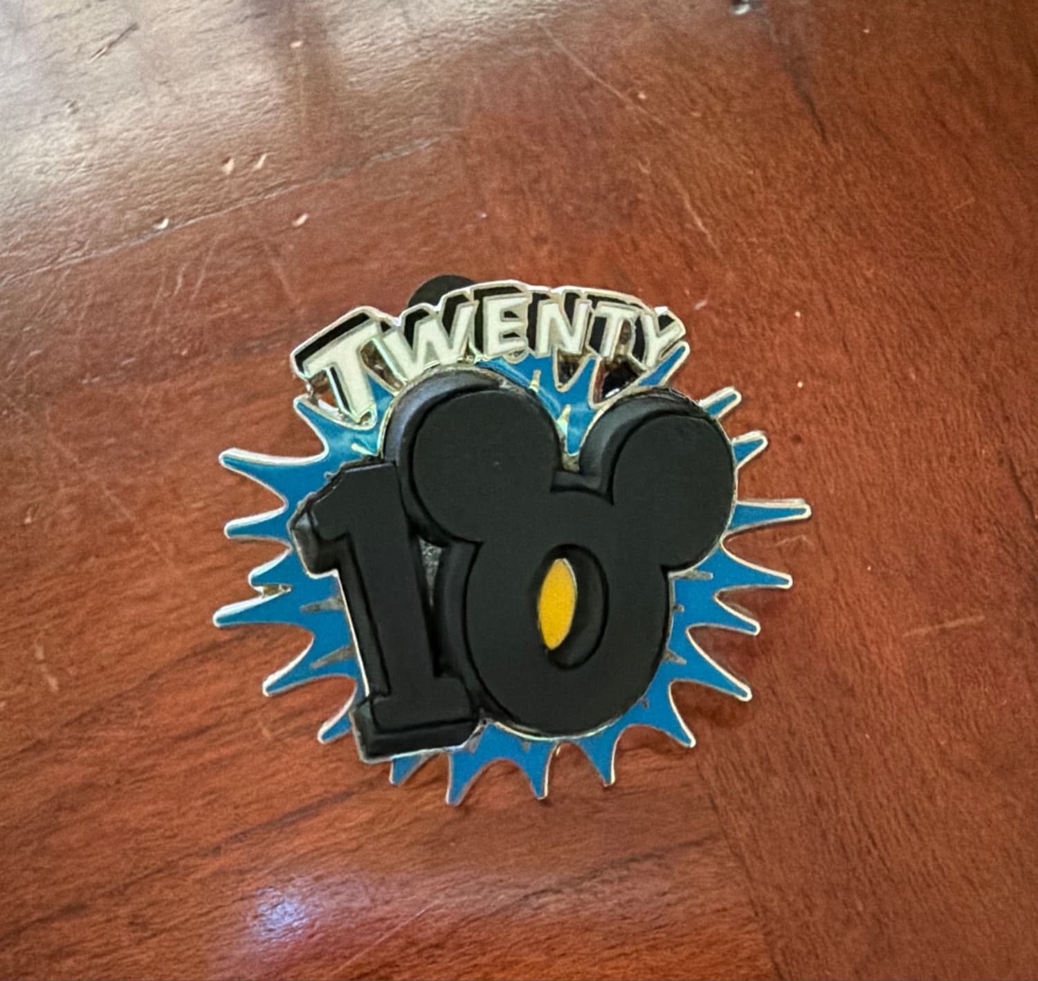 Mickey Mouse 2010 Starburst Pin front