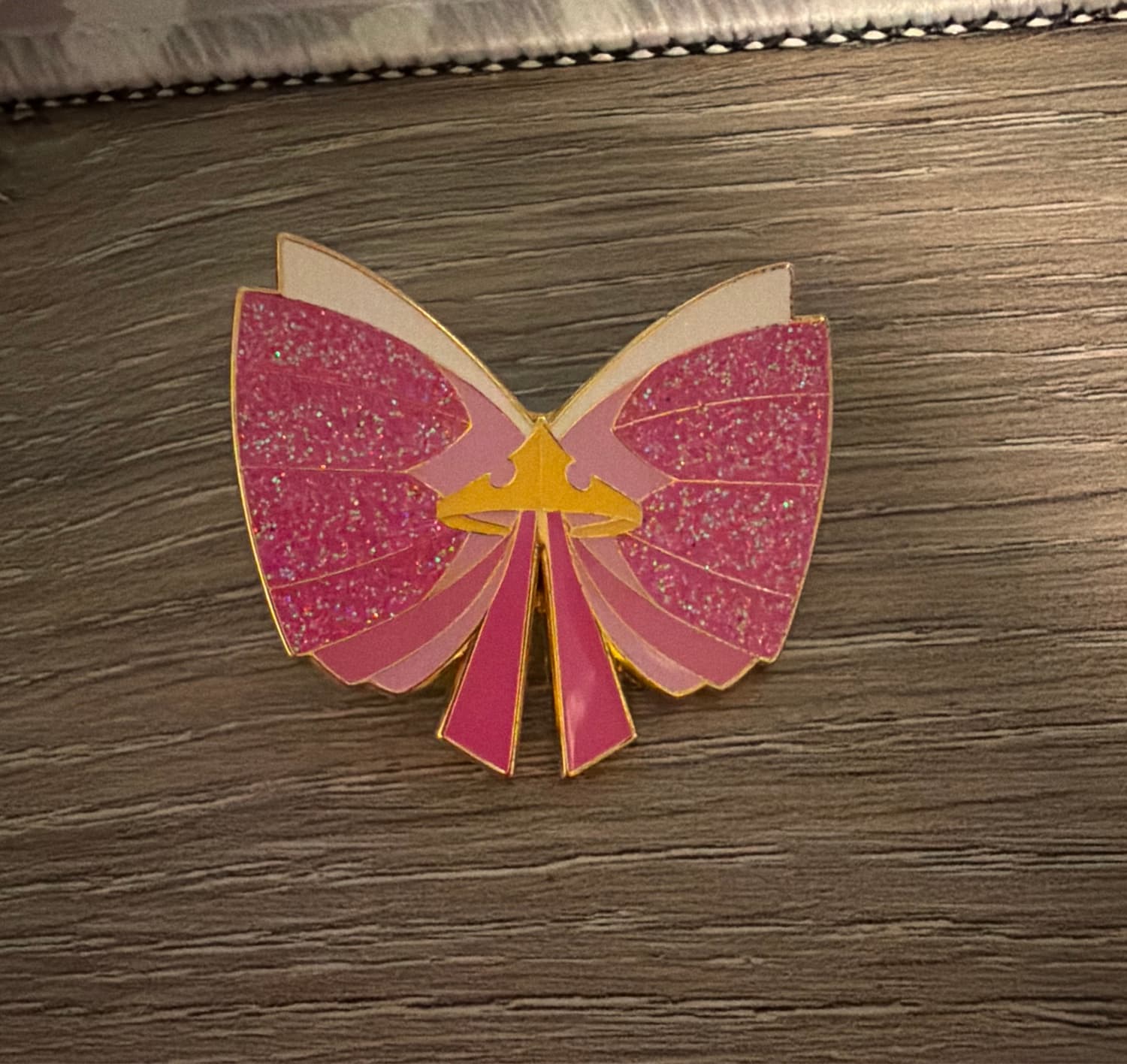 Loungefly Disney Princess Glitter Bow Mystery Pin - Aurora Sleeping Beauty