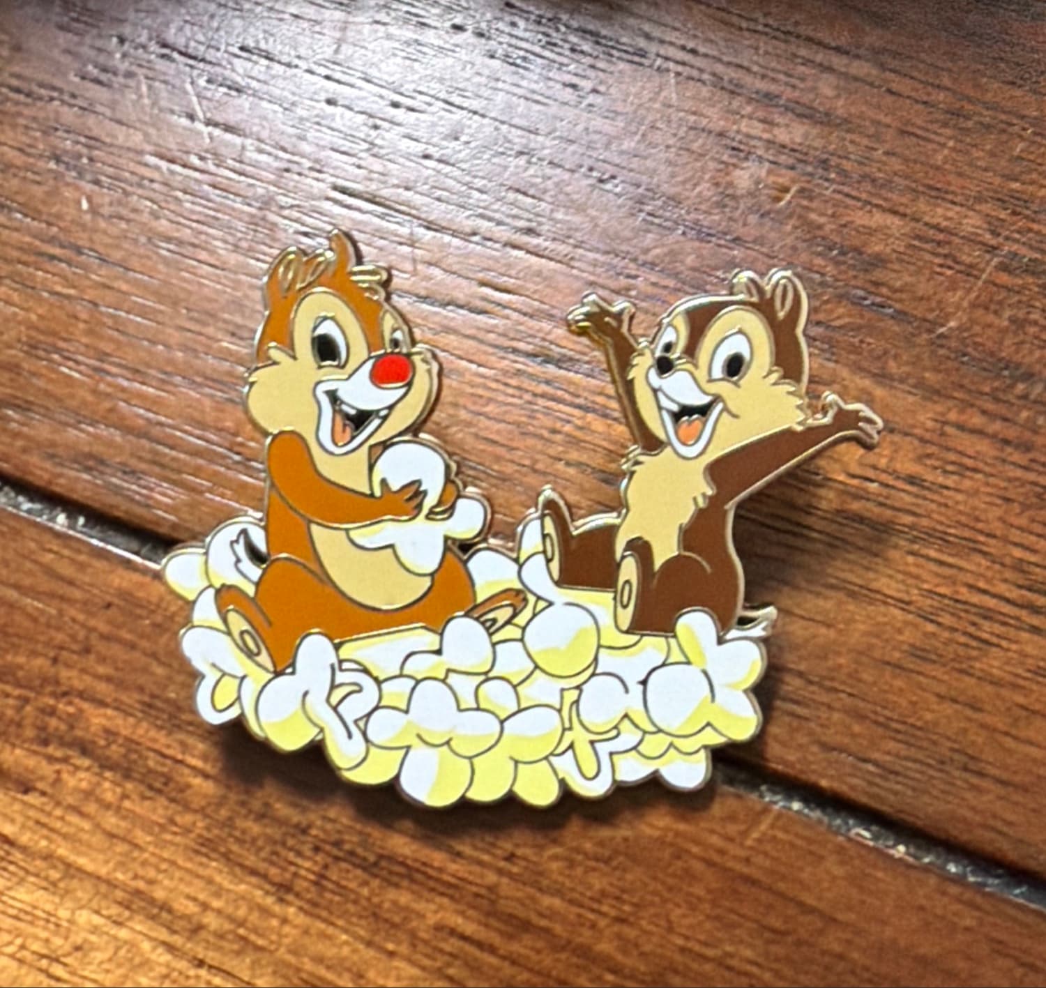 Chip 'n Dale Eating Popcorn Pin