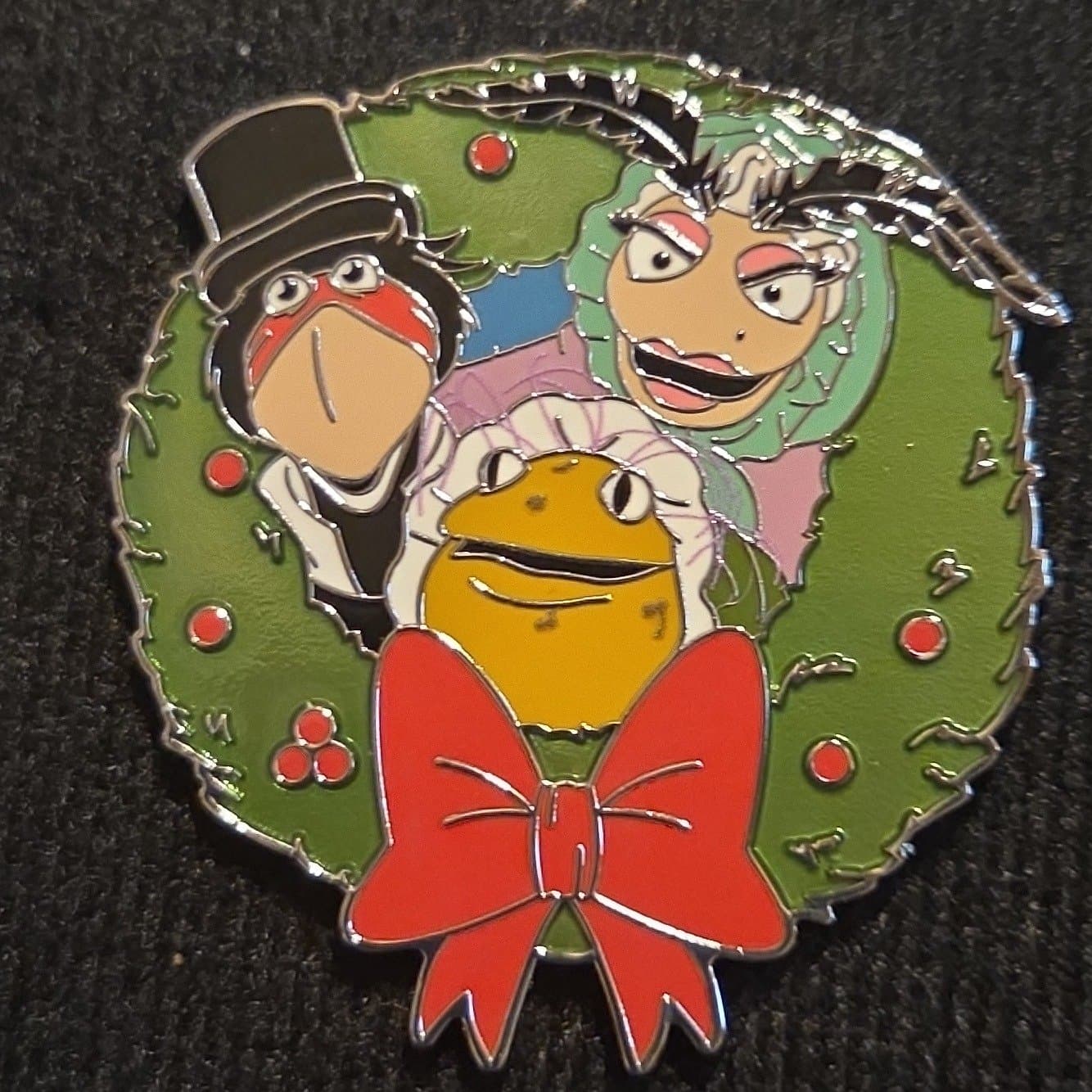 The Three Scavengers (Den of Thieves) - The Muppet Christmas Carol Advent Calendar Pin front