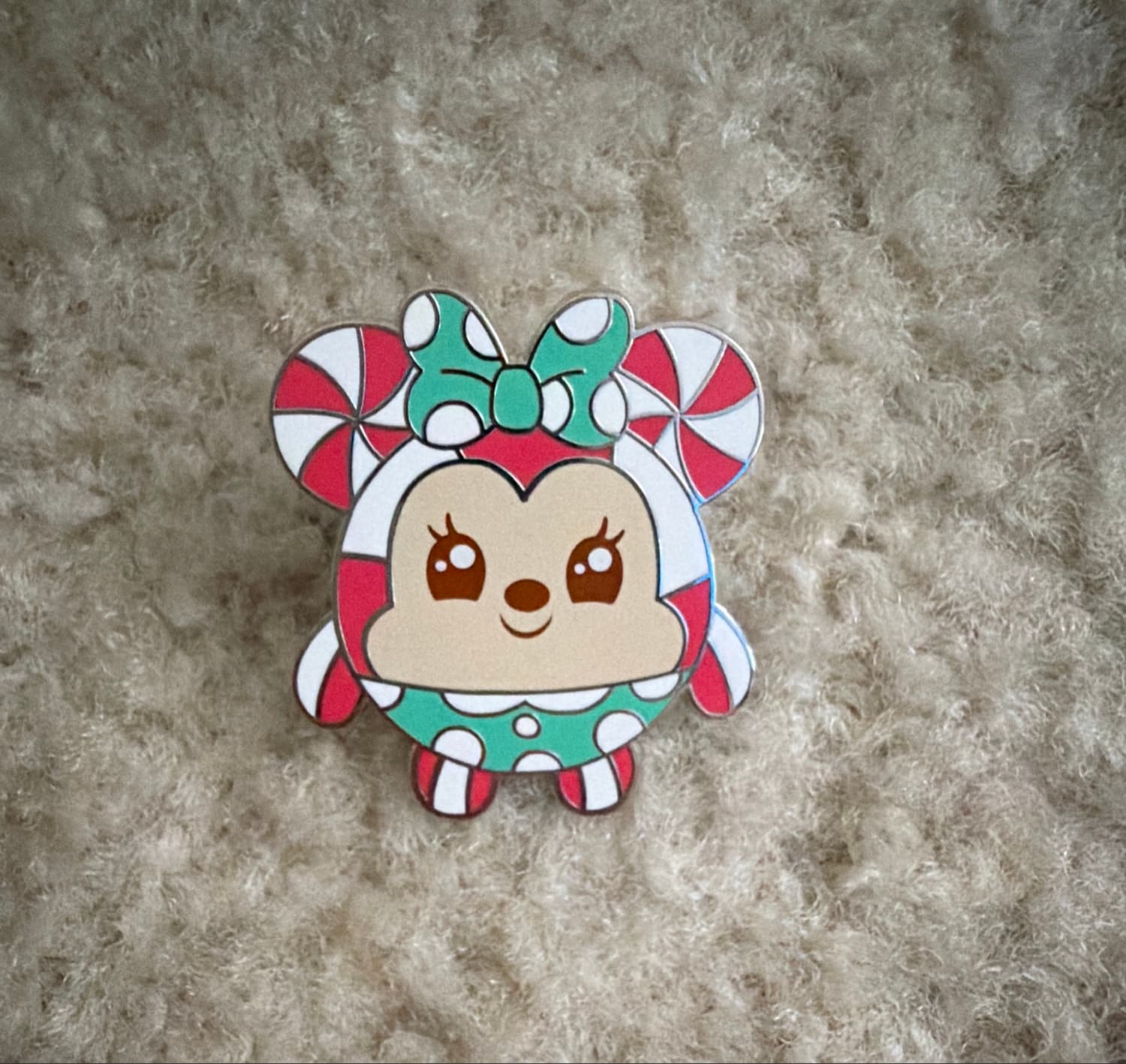 Minnie Peppermint Meringue Munchlings Pin