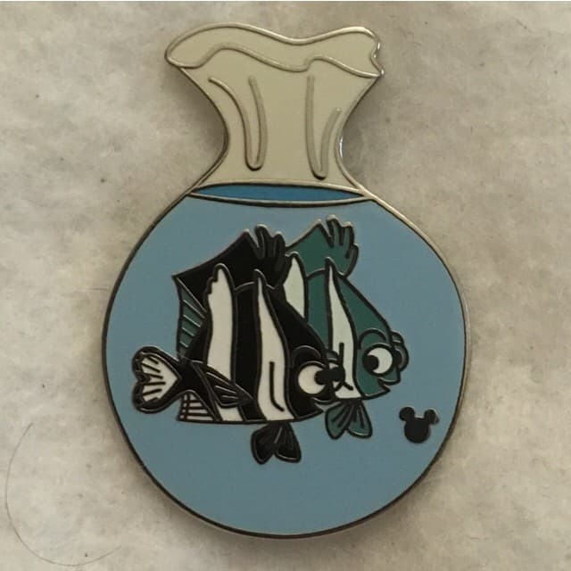Deb and Flo Concept Bag, a 2005 Disneyland Resort Cast Lanyard pin
