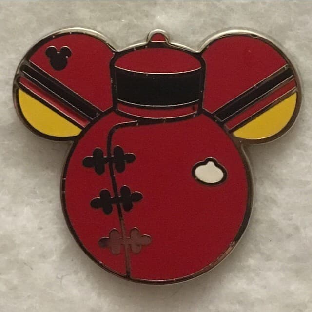 Hidden Mickey 2015 WDW - Costumes - The Great Movie Ride