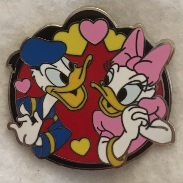 Donald Duck and Daisy Duck — Disney Couples Mystery Set
