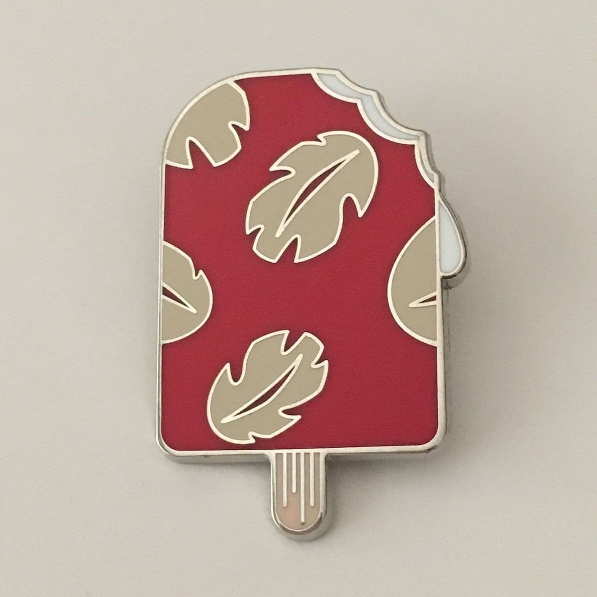 Lilo Ice Cream Bar front