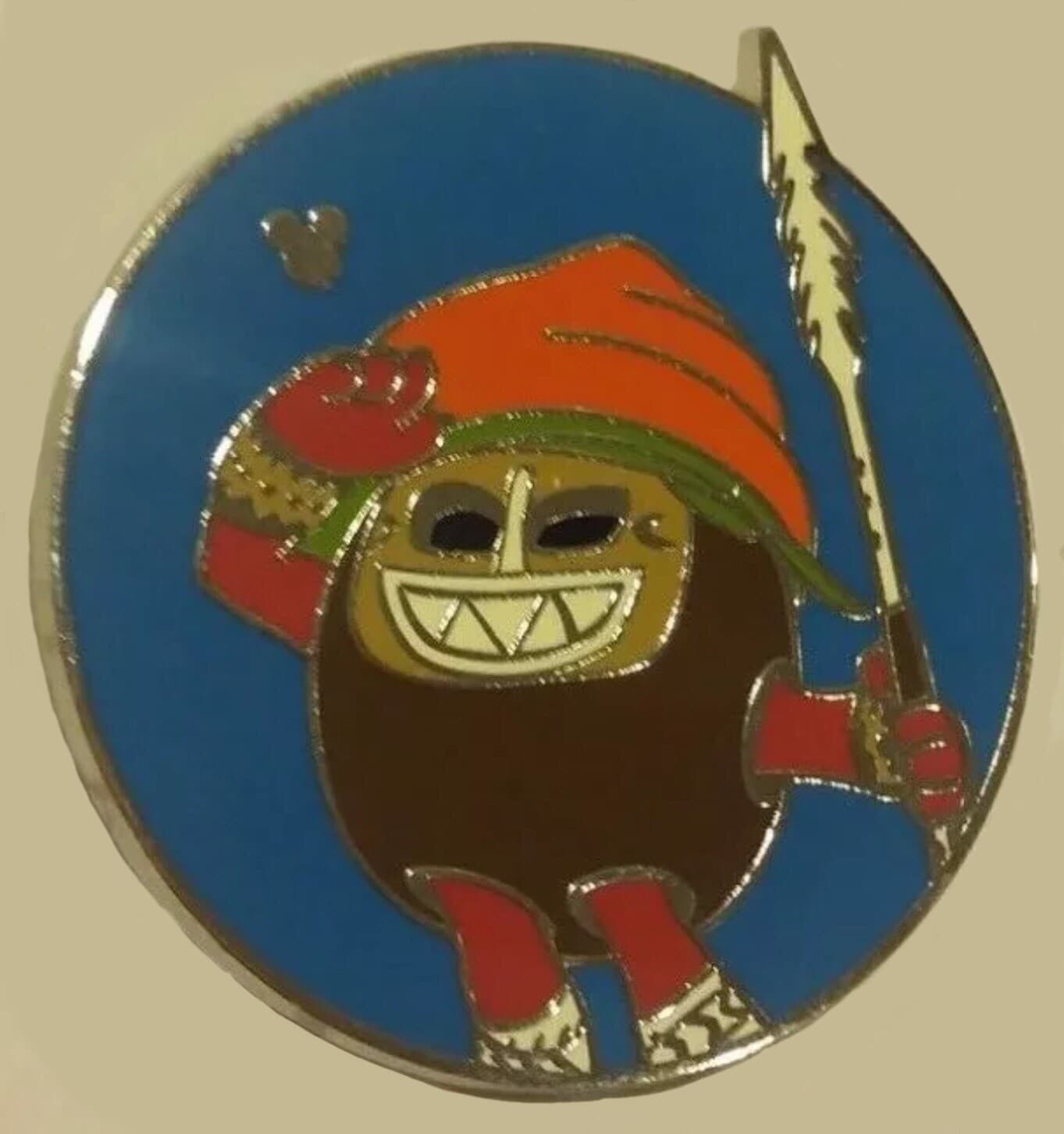 Hidden Mickey 2018 DLR - Moana Coconuts - Blue Saluting